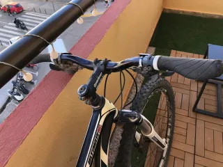 Bicicleta de Montaña BH Ultimate RC