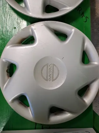 Tapacubos Volvo (4 unidades)