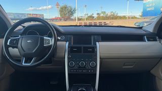 LAND-ROVER Discovery Sport 2.0L TD4 4x4 HSE