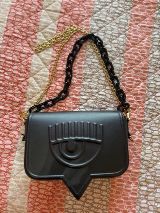 Borsa Chiara Ferragni nera con sacca