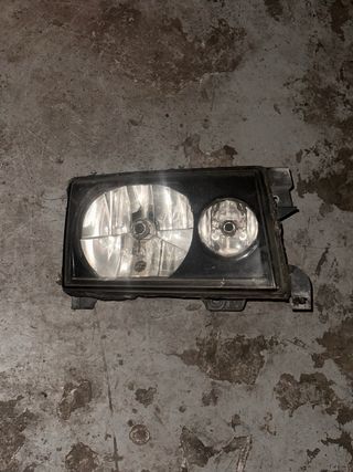 Faros Nissan Terrano