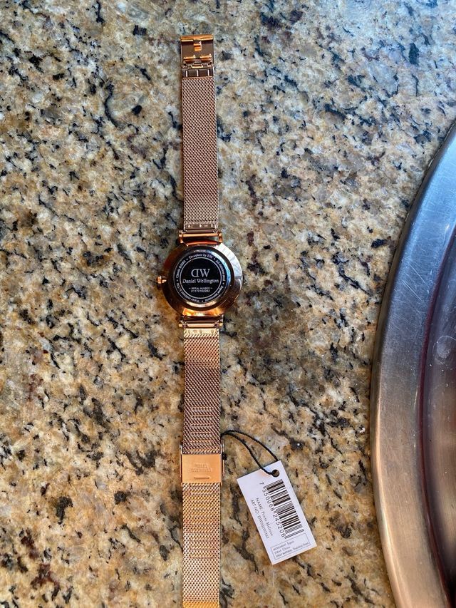 Reloj mujer Daniel Wellington Negro Dorado