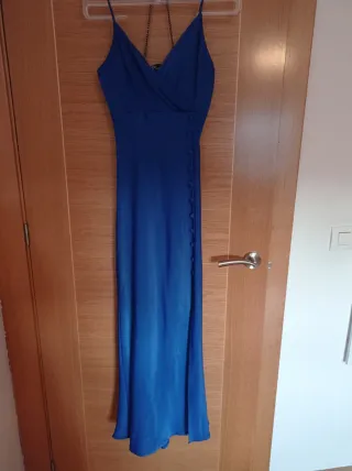 Vestido largo fiesta Zara.