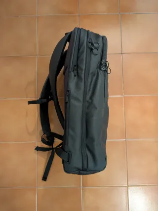 Mochila Rapha Travel 25L