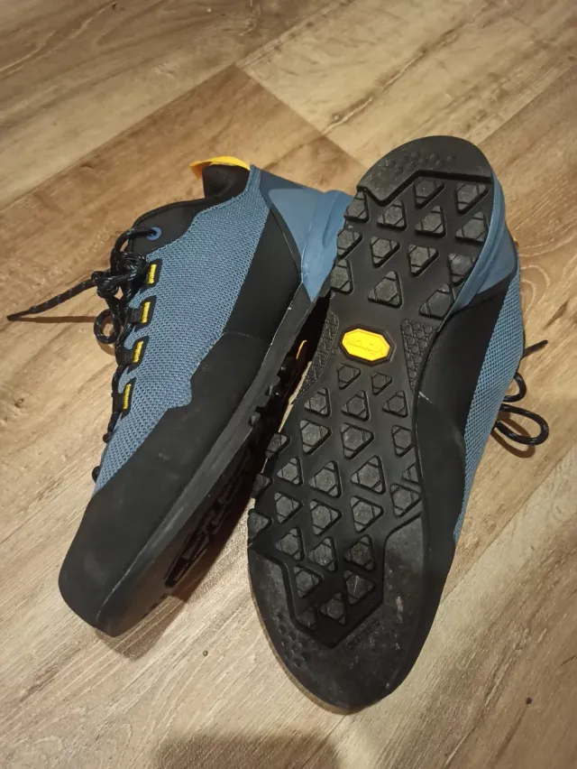 Zapatillas trekking Simond Talla 42