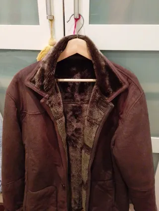 Abrigo de hombre marrón