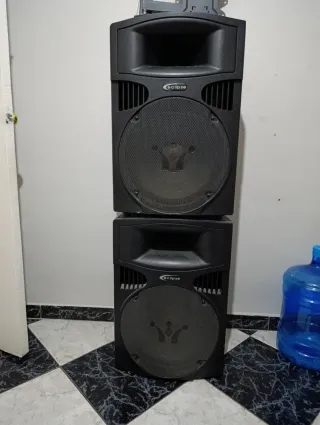4  altavoces Musicson 500W RMS
