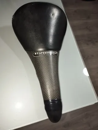 Sillín Tune Speedneedle