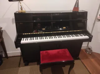 Piano Astor Negro