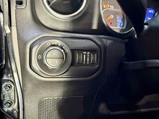 Jeep WRANGLER JL Unlimited 2.0T GME Sahara 272cv