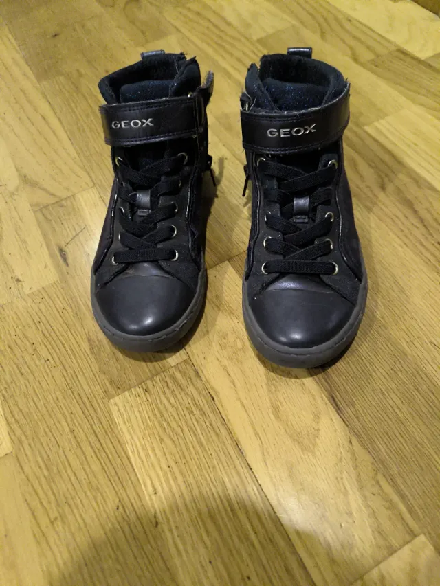 Botas Geox Talla 33 Negras