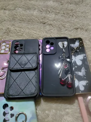 Samsung Galaxy A53 5G con fundas de regalo