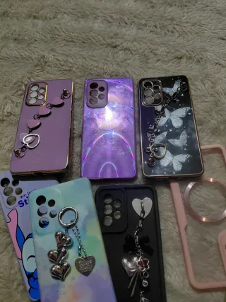 Samsung Galaxy A53 5G con fundas de regalo