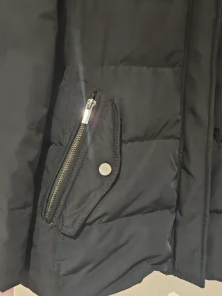 Plumas negro acolchado