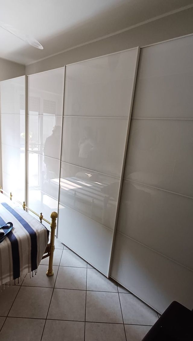 Doppio Armadio Ikea Ante Scorrevoli Bianco