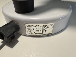 Lampada da tavolo bianca