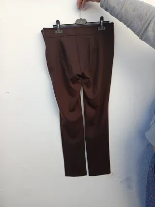 Pantalón marrón