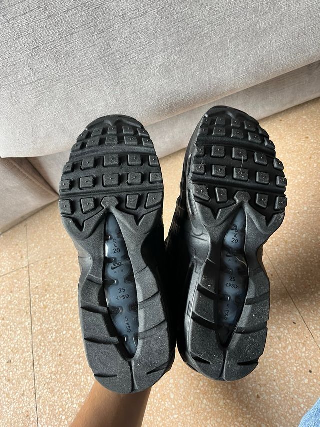 Nike Air Max 95 Negro