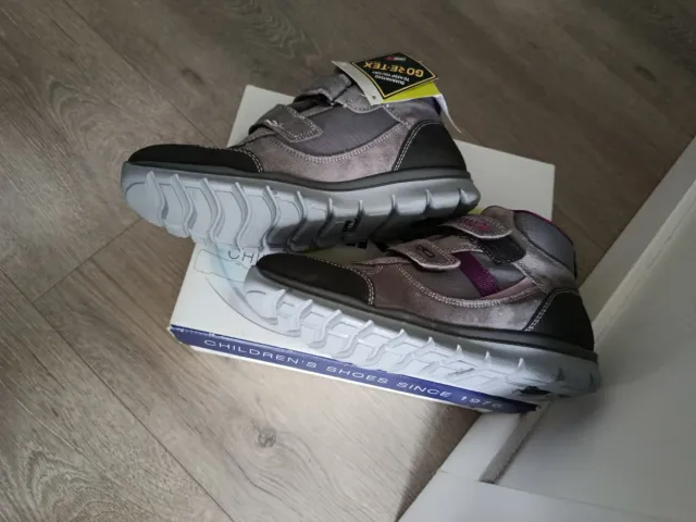 Botas Primigi Gore-Tex Talla 40 Nuevas