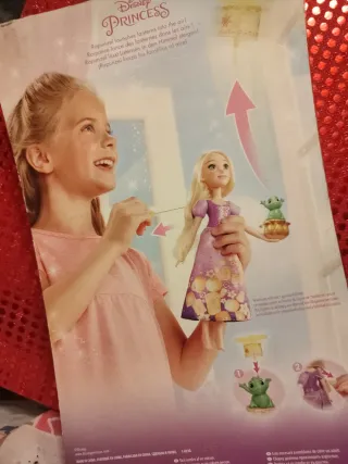 Muñeca Rapunzel Farolillos Flotantes