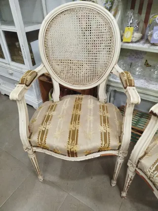 Juego de 2 Sillas Antiguas