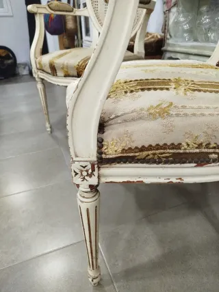 Juego de 2 Sillas Antiguas