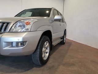 Toyota Land Cruiser 2004