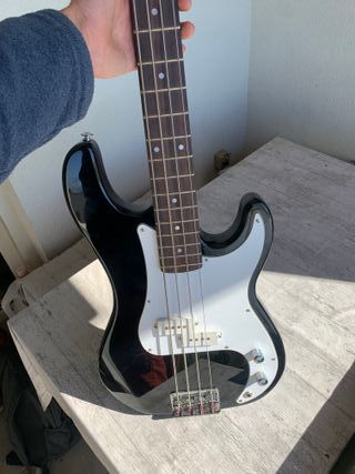 Bajo Eléctrico H.Bagué Negro