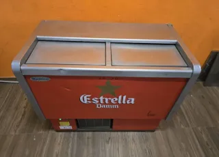 Nevera botellero Estrella Damm 2 puertas