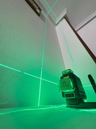 Nivel Láser Huepar Nuevo en Maletín