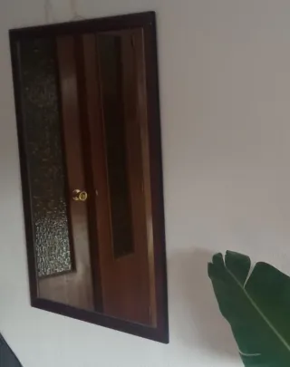 Espejo de madera con marco