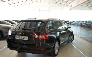 SKODA Superb 2.0TDI AdBlue Style DSG 110kW