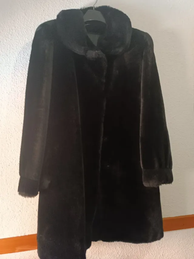 Abrigo de muton negro mujer