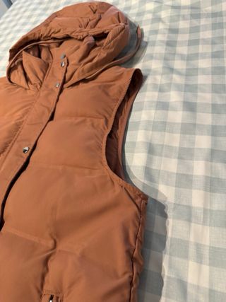 Chaleco acolchado rosa Zara