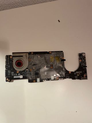 Placa Base MSI Modern 14 A10M Averiada