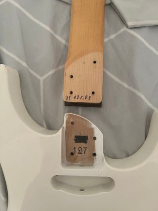 Guitarra Fernandes MIJ finales 80
