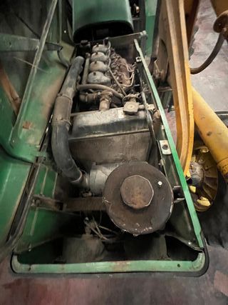 TRACTOR JHON DERRE 2300 CON PALA TENIA.