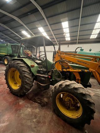 TRACTOR JHON DERRE 2300 CON PALA TENIA.