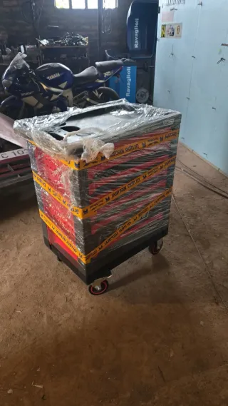 Carro de herramientas nuevo sin estrenar