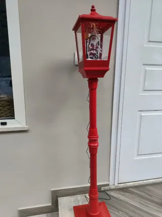 Lampione Babbo Natale 1,80m con luci, neve, musica