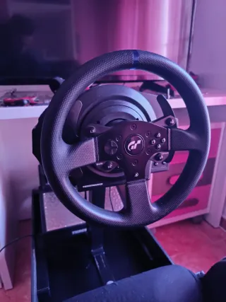 Volante Thrustmaster T300 GT + pedali T-LCM