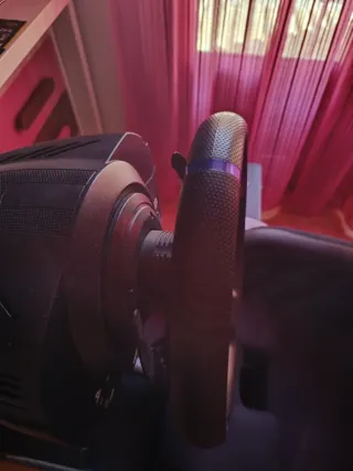 Volante Thrustmaster T300 GT + pedali T-LCM