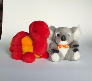 Lotto 5 peluche: cane, koala, topo, leone, tartaru