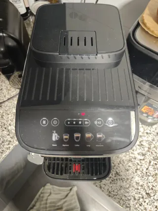 Cafetera DeLonghi Magnifica Evo