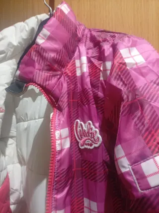 Cazadora reversible impermeable. Niña