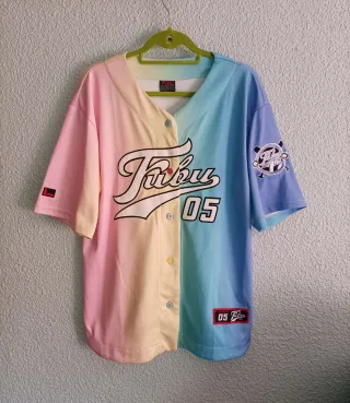 Camisa Fubu Arcoíris