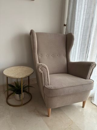 Sillón y reposapiés