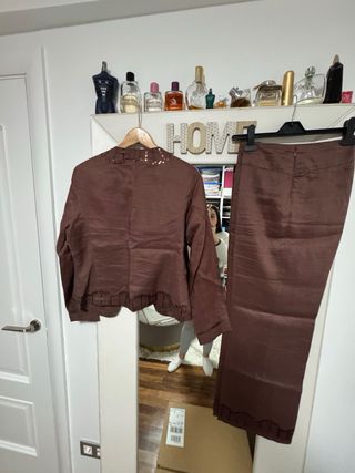 Traje 2 piezas lentejuelas marrón