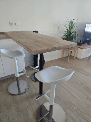 Tavolo da cucina in legno e metallo