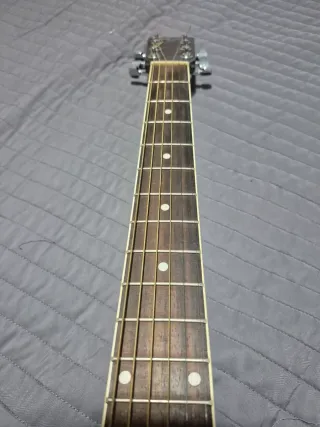 Intercambio Guitarra Acústica por española